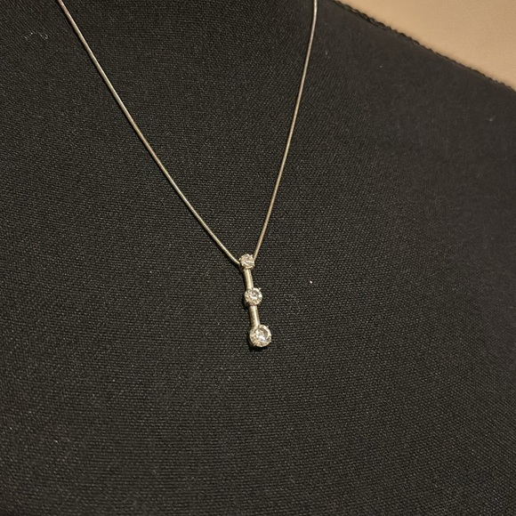 Cute Silver Claire’s Jewel Necklace - Picture 2 of 3